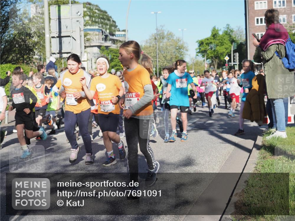 25.04.2025 - Das Zehntel KatJ http://msf.ph/oto/7691091 26.04.2025 08:36:10 Laufen 3739, 1 meine-sportfotos.de