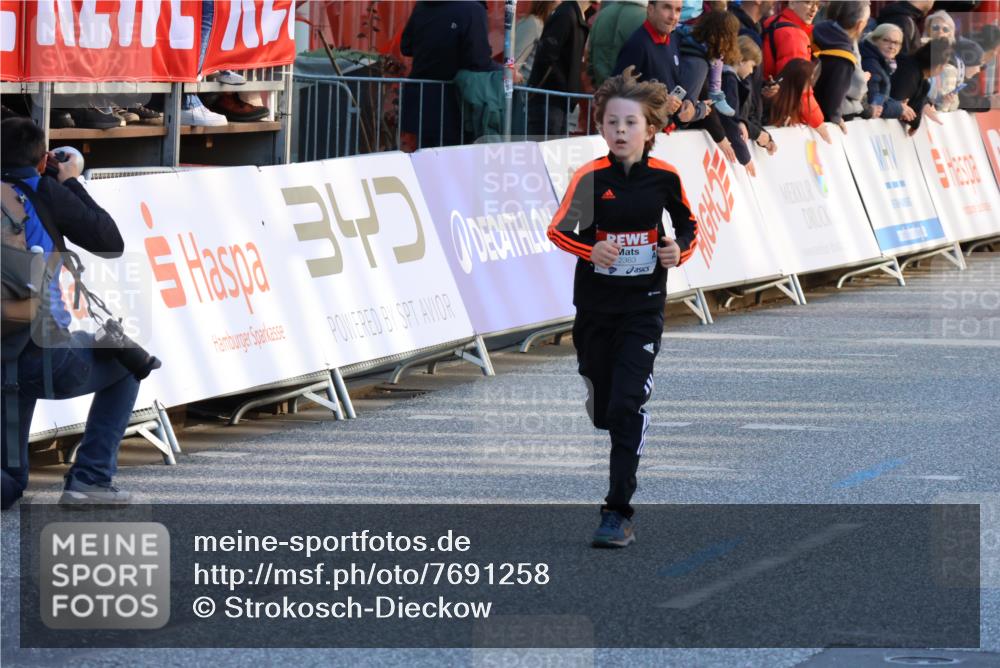 25.04.2025 - Das Zehntel Strokosch-Dieckow http://msf.ph/oto/7691258 26.04.2025 08:50:35 Ziel 1549, 1750, 2014, 2363, 2637, 2728, 2739, 3455, 1295, 1296, 1791, 1792, 3204, 3370, 3569, 3597, 3621, 3835, 4059 meine-sportfotos.de