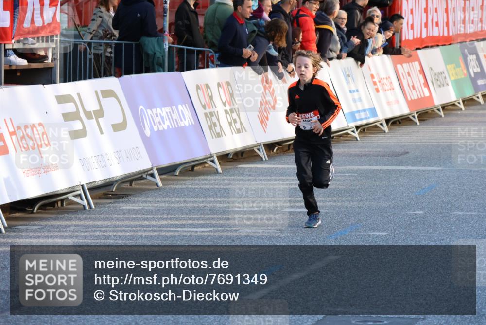 25.04.2025 - Das Zehntel Strokosch-Dieckow http://msf.ph/oto/7691349 26.04.2025 08:50:34 Ziel 1549, 1750, 2014, 2363, 2637, 2728, 2739, 3455, 1296, 1791, 1792, 2676, 3204, 3370, 3569, 3597, 3621, 3835, 4013, 4059 meine-sportfotos.de