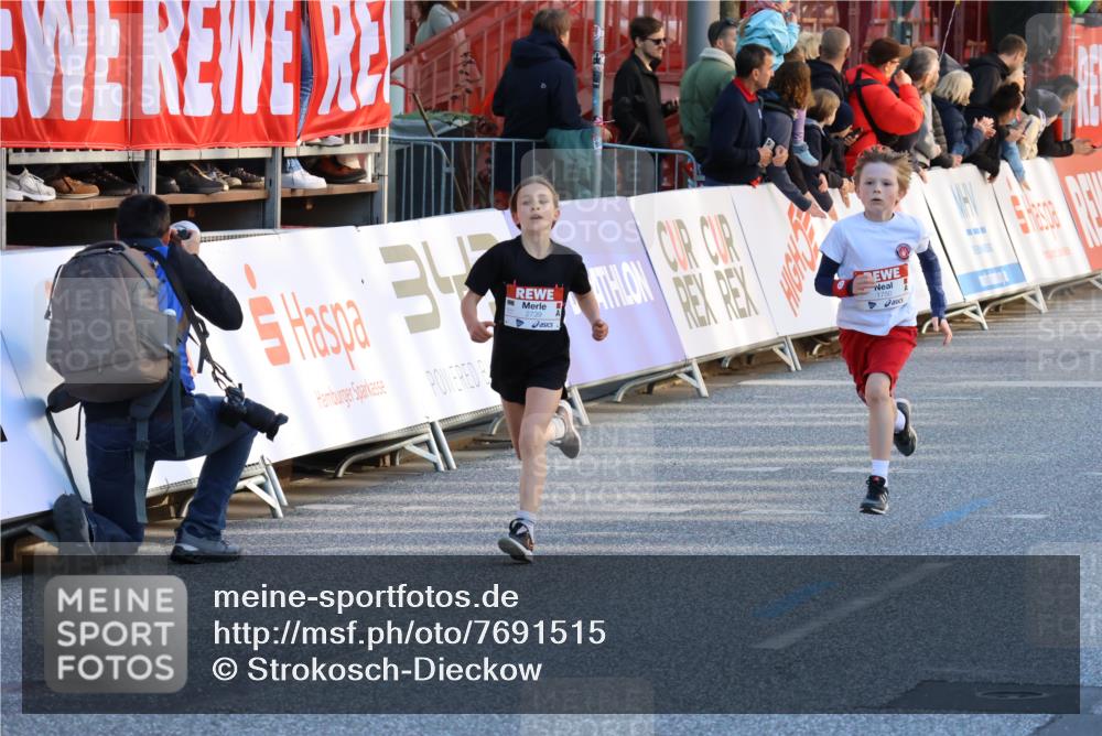 25.04.2025 - Das Zehntel Strokosch-Dieckow http://msf.ph/oto/7691515 26.04.2025 08:50:31 Ziel 1549, 1750, 2014, 2363, 2637, 2739, 1296, 1791, 1792, 2676, 3204, 3569, 3835, 4013, 4039, 4055, 4059 meine-sportfotos.de