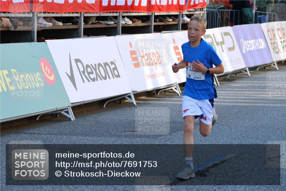 25.04.2025 - Das Zehntel Strokosch-Dieckow http://msf.ph/oto/7691753 26.04.2025 08:50:20 Ziel 1107, 1131, 2014, 3539, 1151, 1219, 1277, 1287, 1470, 1795, 1856, 2062, 2168, 2175, 2782, 2910, 3185, 4050 meine-sportfotos.de