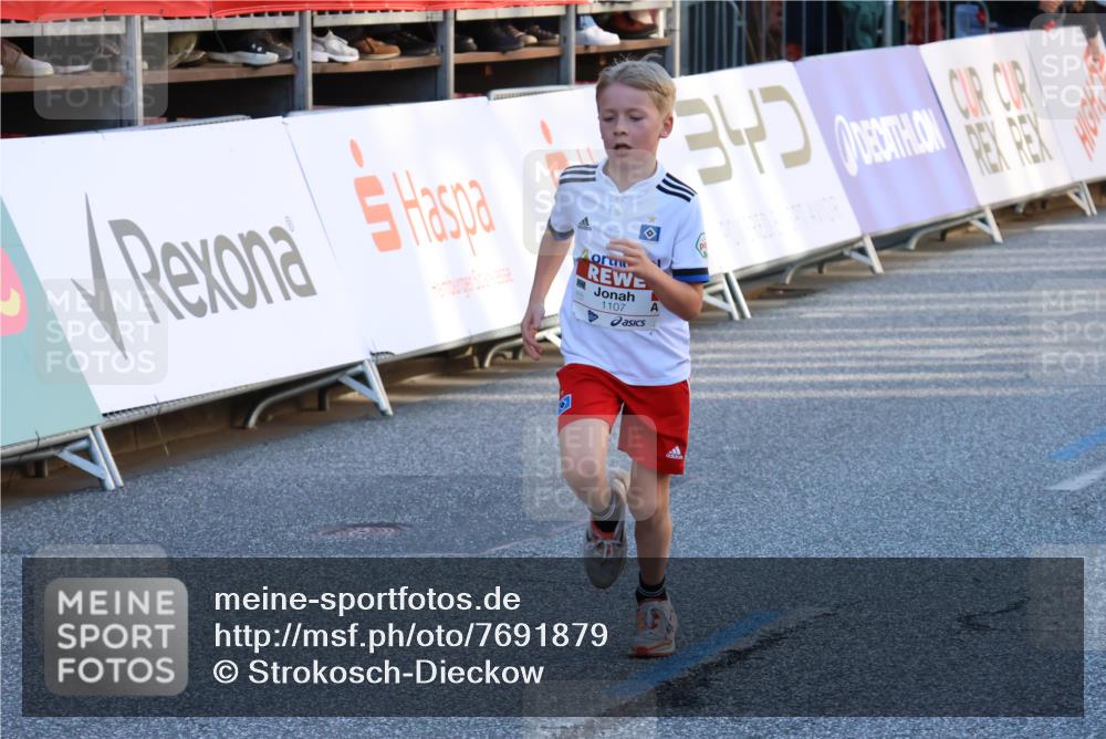 25.04.2025 - Das Zehntel Strokosch-Dieckow http://msf.ph/oto/7691879 26.04.2025 08:50:14 Ziel 1107, 1131, 2383, 2995, 3539, 3540, 1151, 1153, 1219, 1277, 1294, 1470, 2172, 2176, 2782, 2788, 2811, 2910, 3169, 3176 meine-sportfotos.de