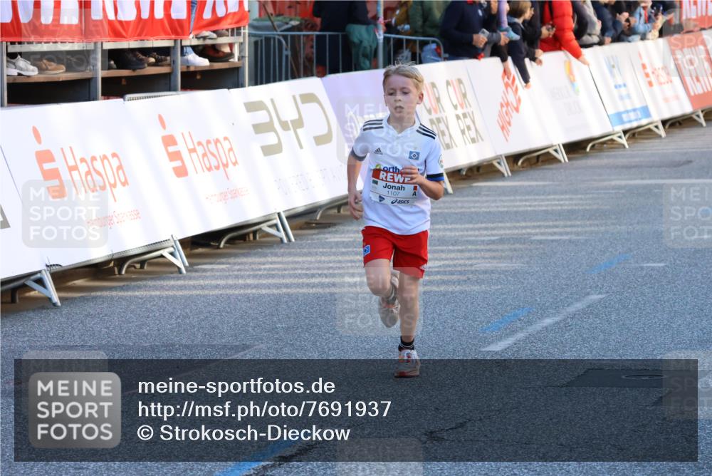 25.04.2025 - Das Zehntel Strokosch-Dieckow http://msf.ph/oto/7691937 26.04.2025 08:50:13 Ziel 1107, 1131, 2383, 2995, 3539, 3540, 1151, 1153, 1219, 1294, 1470, 2172, 2176, 2788, 2811, 3169, 3176, 4007 meine-sportfotos.de