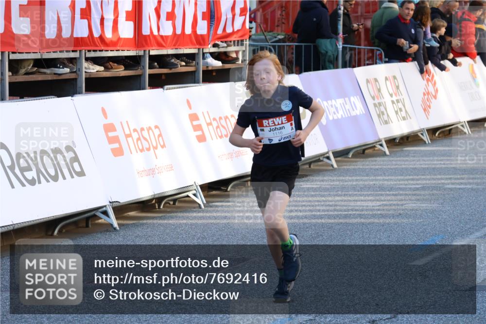 25.04.2025 - Das Zehntel Strokosch-Dieckow http://msf.ph/oto/7692416 26.04.2025 08:50:02 Ziel 1116, 1537, 2383, 2995, 1186, 1208, 1312, 1797, 1844, 1870, 2157, 2339, 2898, 2900, 3400, 3406, 3588, 3598, 3599, 4012, 4026 meine-sportfotos.de
