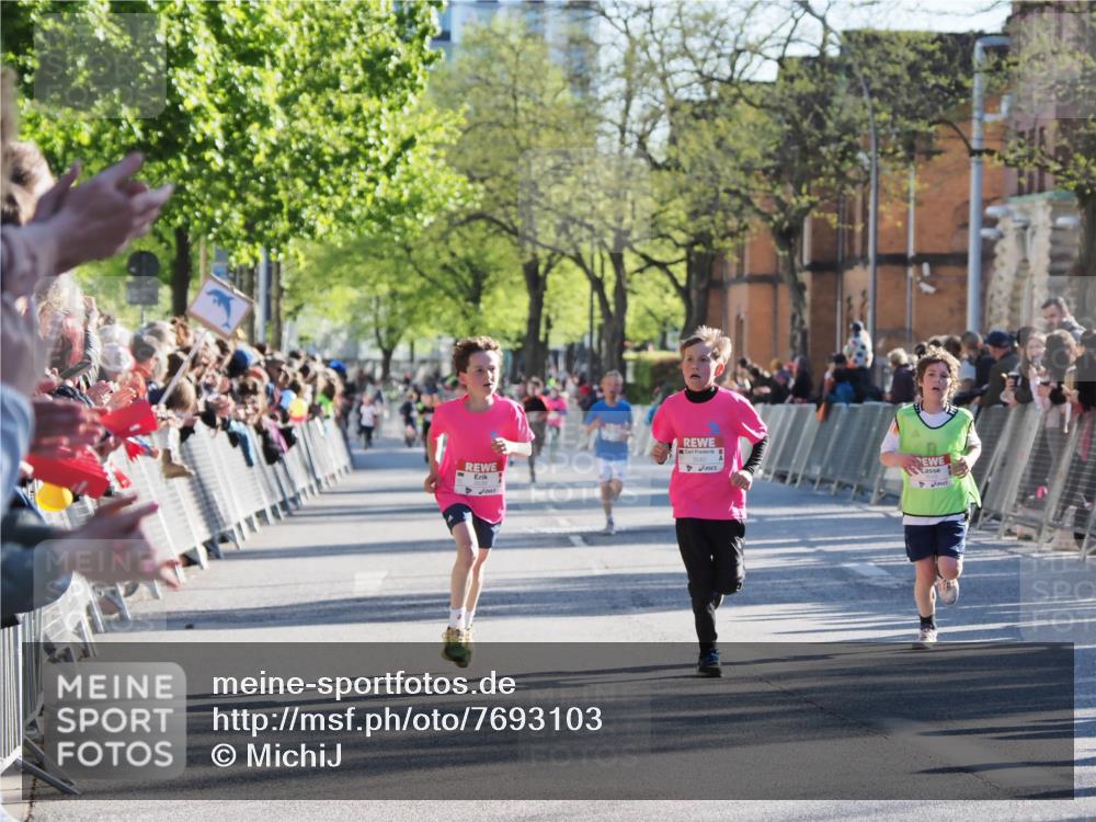 25.04.2025 - Das Zehntel MichiJ http://msf.ph/oto/7693103 26.04.2025 08:47:22 Laufen  meine-sportfotos.de