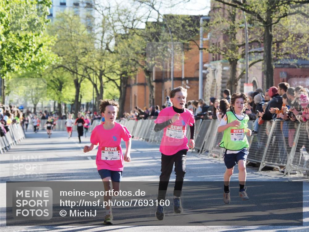 25.04.2025 - Das Zehntel MichiJ http://msf.ph/oto/7693160 26.04.2025 08:47:24 Laufen 3539, 3540, 1549 meine-sportfotos.de