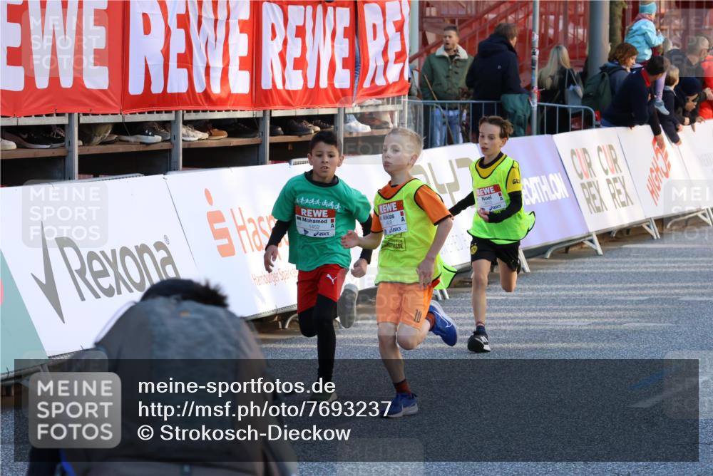 25.04.2025 - Das Zehntel Strokosch-Dieckow http://msf.ph/oto/7693237 26.04.2025 08:49:39 Ziel 1452, 2018, 2021, 2377, 2513, 2696, 3488, 3606, 3613, 3785, 1885, 2263, 3189, 3212, 3551, 3563, 3971 meine-sportfotos.de
