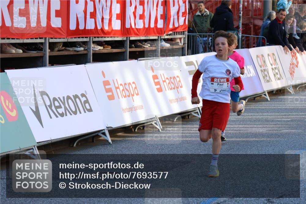 25.04.2025 - Das Zehntel Strokosch-Dieckow http://msf.ph/oto/7693577 26.04.2025 08:49:21 Ziel 1754, 1929, 3506, 1194, 1858, 3328, 3672 meine-sportfotos.de