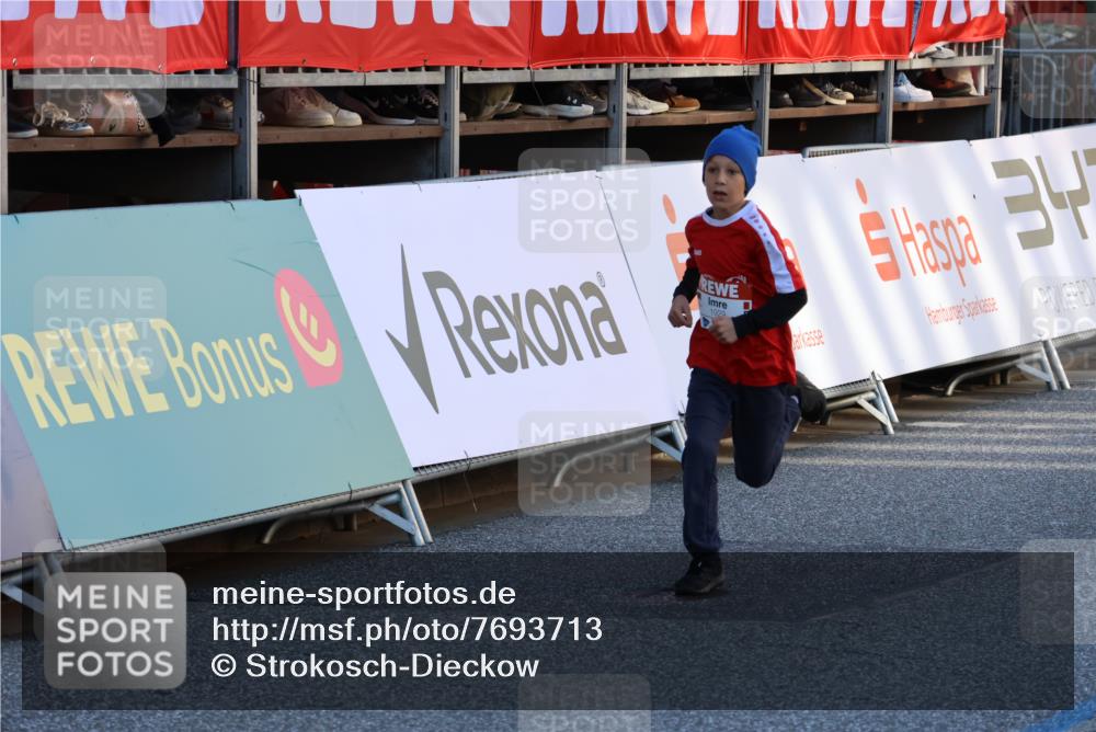 25.04.2025 - Das Zehntel Strokosch-Dieckow http://msf.ph/oto/7693713 26.04.2025 08:49:17 Ziel 1754, 1929, 3506, 3792, 1788, 1794, 2042, 2777, 3328, 3672, 3957 meine-sportfotos.de