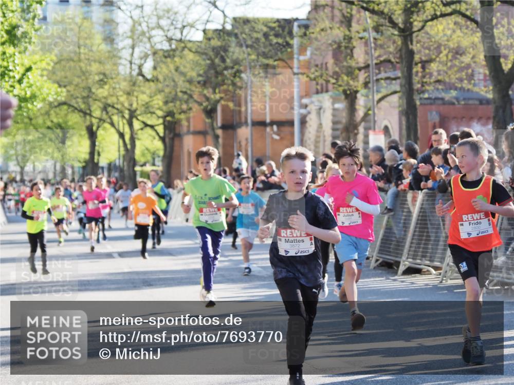 25.04.2025 - Das Zehntel MichiJ http://msf.ph/oto/7693770 26.04.2025 08:48:00 Laufen 3872, 2800 meine-sportfotos.de