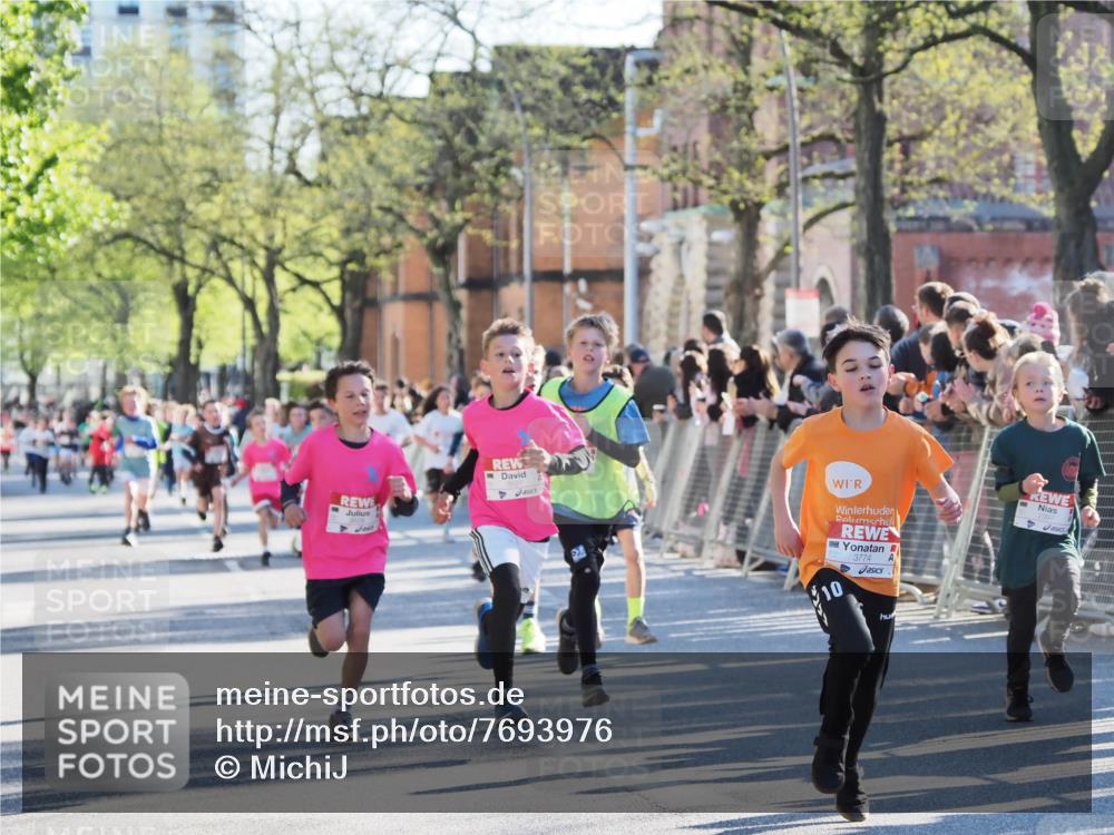 25.04.2025 - Das Zehntel MichiJ http://msf.ph/oto/7693976 26.04.2025 08:48:07 Laufen 10, 3774 meine-sportfotos.de
