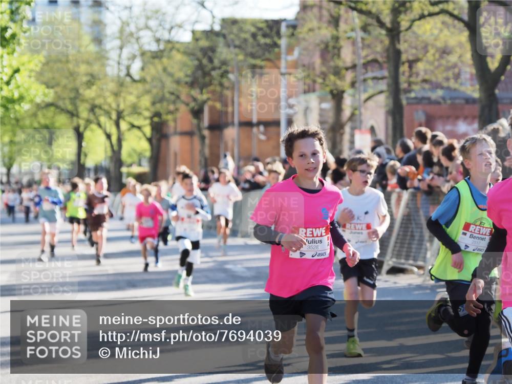 25.04.2025 - Das Zehntel MichiJ http://msf.ph/oto/7694039 26.04.2025 08:48:09 Laufen 3528, 2517 meine-sportfotos.de