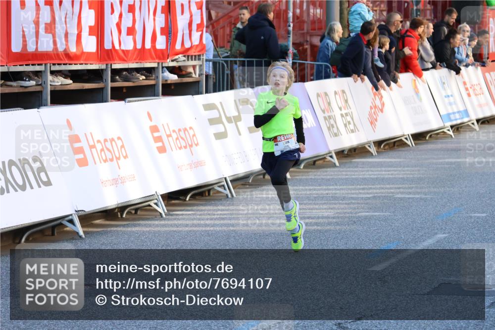 25.04.2025 - Das Zehntel Strokosch-Dieckow http://msf.ph/oto/7694107 26.04.2025 08:49:08 Ziel 1926, 1929, 2961, 2990, 3792, 1696, 2173, 3123, 3302, 3567, 3699, 4063 meine-sportfotos.de