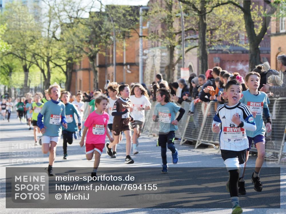 25.04.2025 - Das Zehntel MichiJ http://msf.ph/oto/7694155 26.04.2025 08:48:12 Laufen 3849, 2935 meine-sportfotos.de