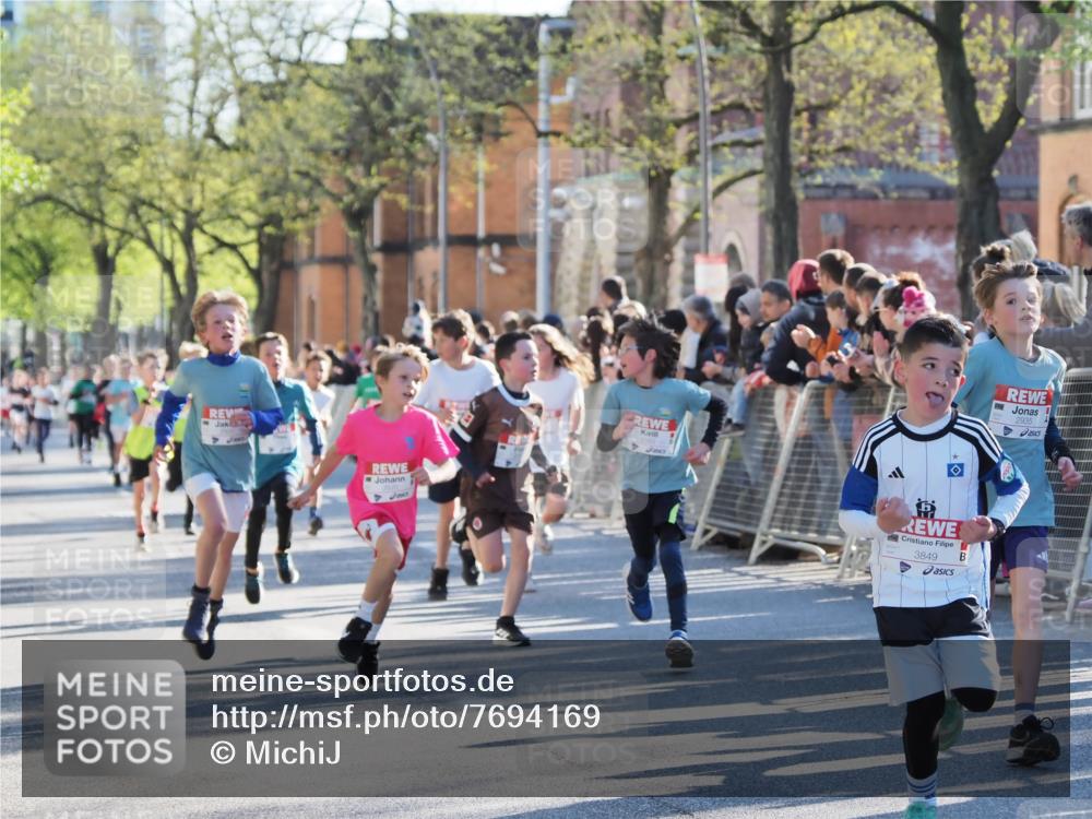 25.04.2025 - Das Zehntel MichiJ http://msf.ph/oto/7694169 26.04.2025 08:48:12 Laufen 3849 meine-sportfotos.de