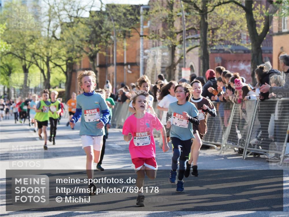 25.04.2025 - Das Zehntel MichiJ http://msf.ph/oto/7694178 26.04.2025 08:48:13 Laufen 2920, 3520, 2903 meine-sportfotos.de