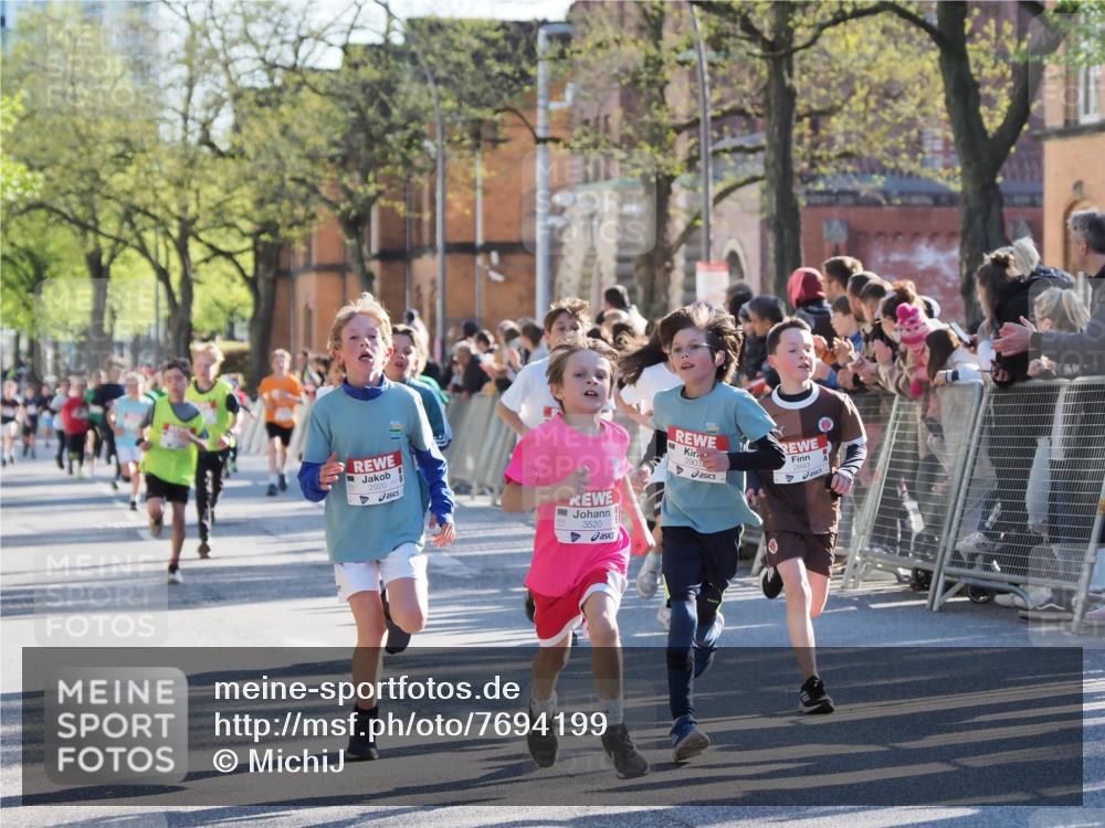 25.04.2025 - Das Zehntel MichiJ http://msf.ph/oto/7694199 26.04.2025 08:48:13 Laufen 2920, 3520, 2903, 2643 meine-sportfotos.de