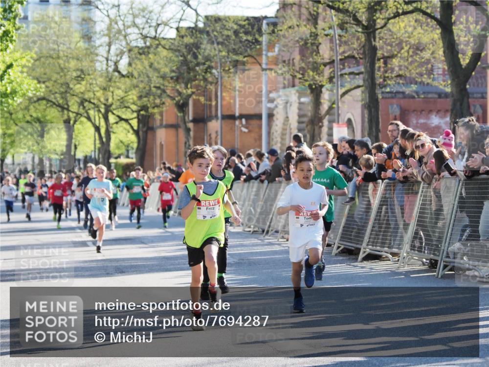 25.04.2025 - Das Zehntel MichiJ http://msf.ph/oto/7694287 26.04.2025 08:48:16 Laufen 44444 meine-sportfotos.de