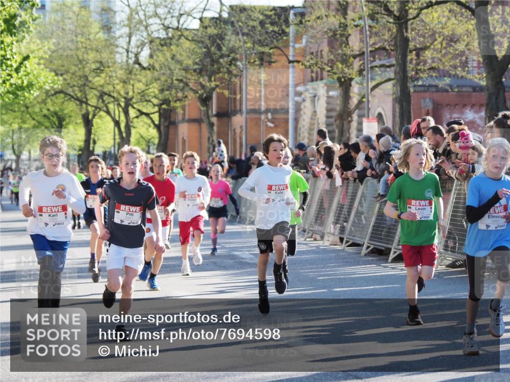 25.04.2025 - Das Zehntel MichiJ http://msf.ph/oto/7694598 26.04.2025 08:48:31 Laufen 2325, 2840, 2392, 3865 meine-sportfotos.de
