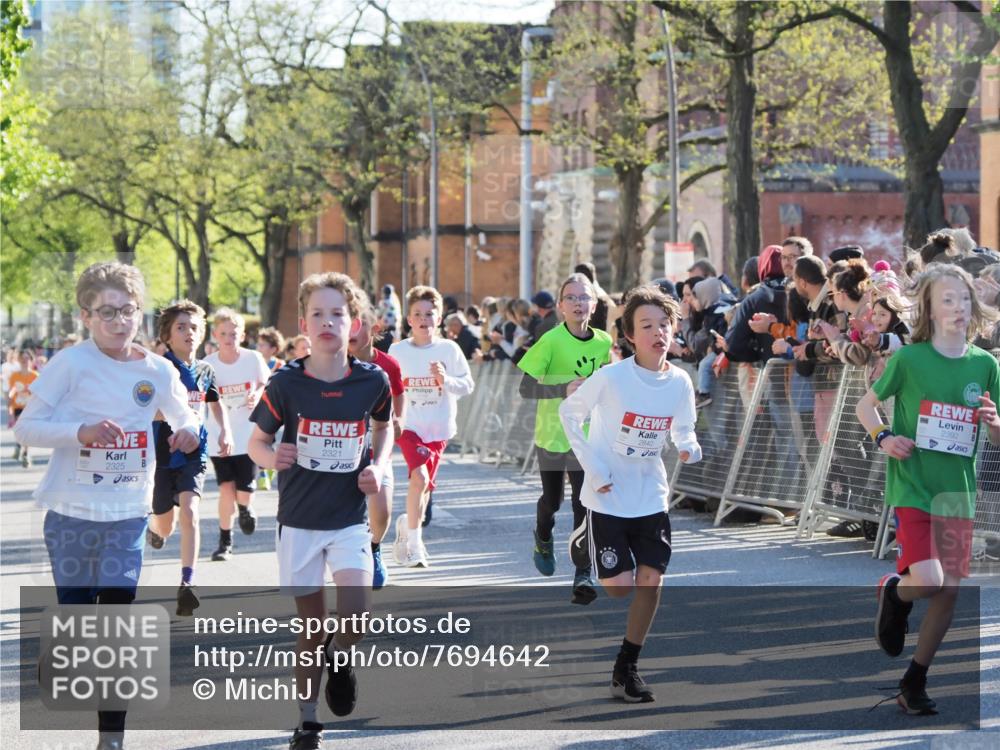25.04.2025 - Das Zehntel MichiJ http://msf.ph/oto/7694642 26.04.2025 08:48:32 Laufen 2325, 2321, 2840, 2392 meine-sportfotos.de