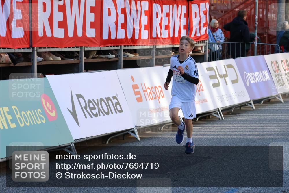 25.04.2025 - Das Zehntel Strokosch-Dieckow http://msf.ph/oto/7694719 26.04.2025 08:48:48 Ziel 2379, 2715, 3823, 1587, 3107, 3394, 3408, 3410, 3580 meine-sportfotos.de