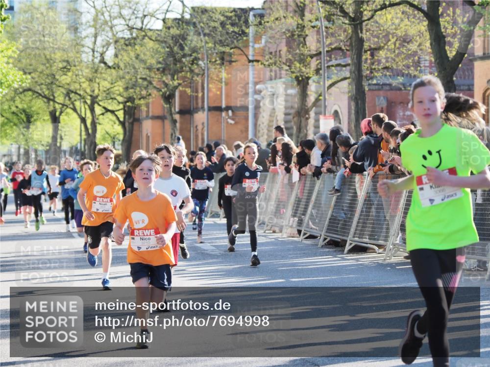 25.04.2025 - Das Zehntel MichiJ http://msf.ph/oto/7694998 26.04.2025 08:48:43 Laufen 3710, 3066 meine-sportfotos.de