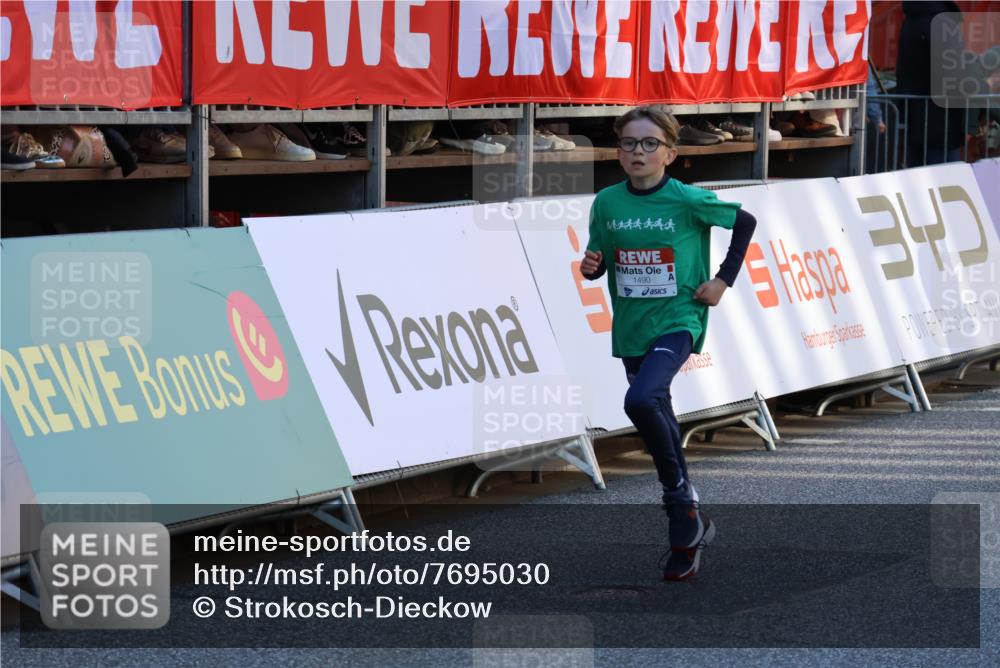 25.04.2025 - Das Zehntel Strokosch-Dieckow http://msf.ph/oto/7695030 26.04.2025 08:48:20 Ziel 1490, 1184, 1223, 2034, 2611, 4022, 4024, 4070 meine-sportfotos.de