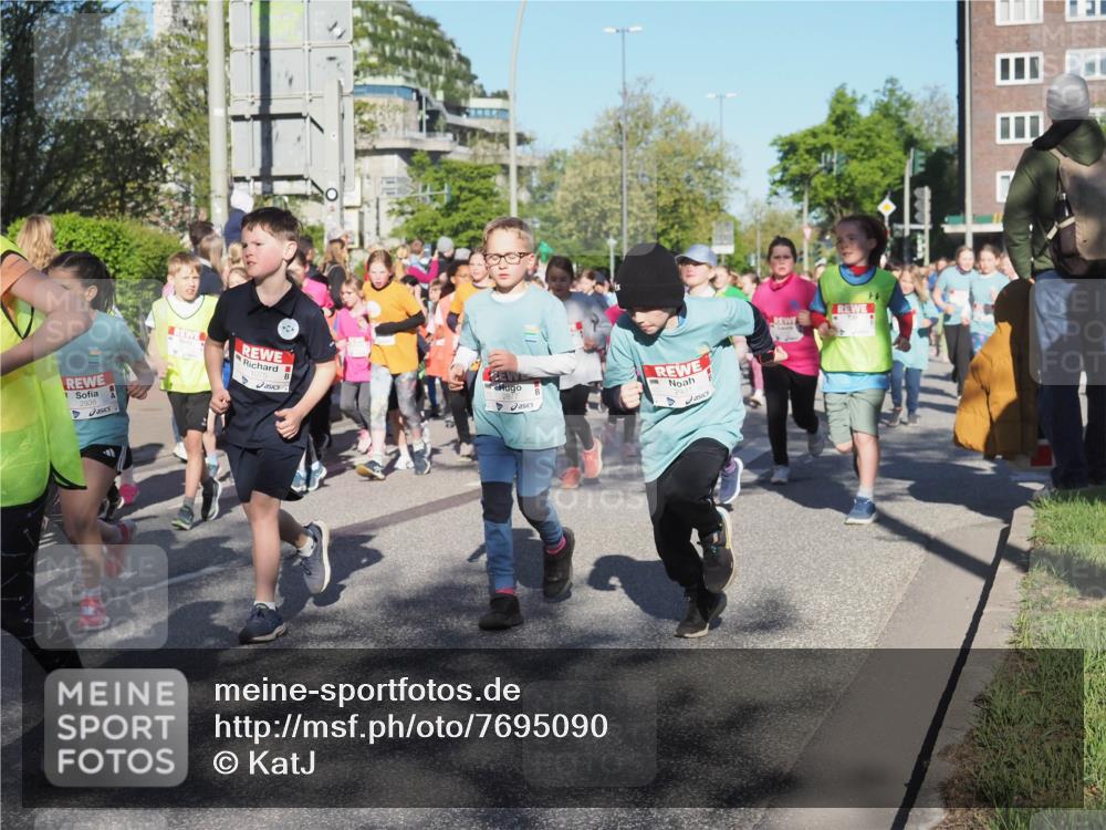 25.04.2025 - Das Zehntel KatJ http://msf.ph/oto/7695090 26.04.2025 08:37:17 Laufen 2938 meine-sportfotos.de