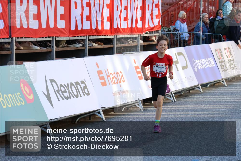 25.04.2025 - Das Zehntel Strokosch-Dieckow http://msf.ph/oto/7695281 26.04.2025 08:48:09 Ziel 3953, 2005, 2981, 3402 meine-sportfotos.de