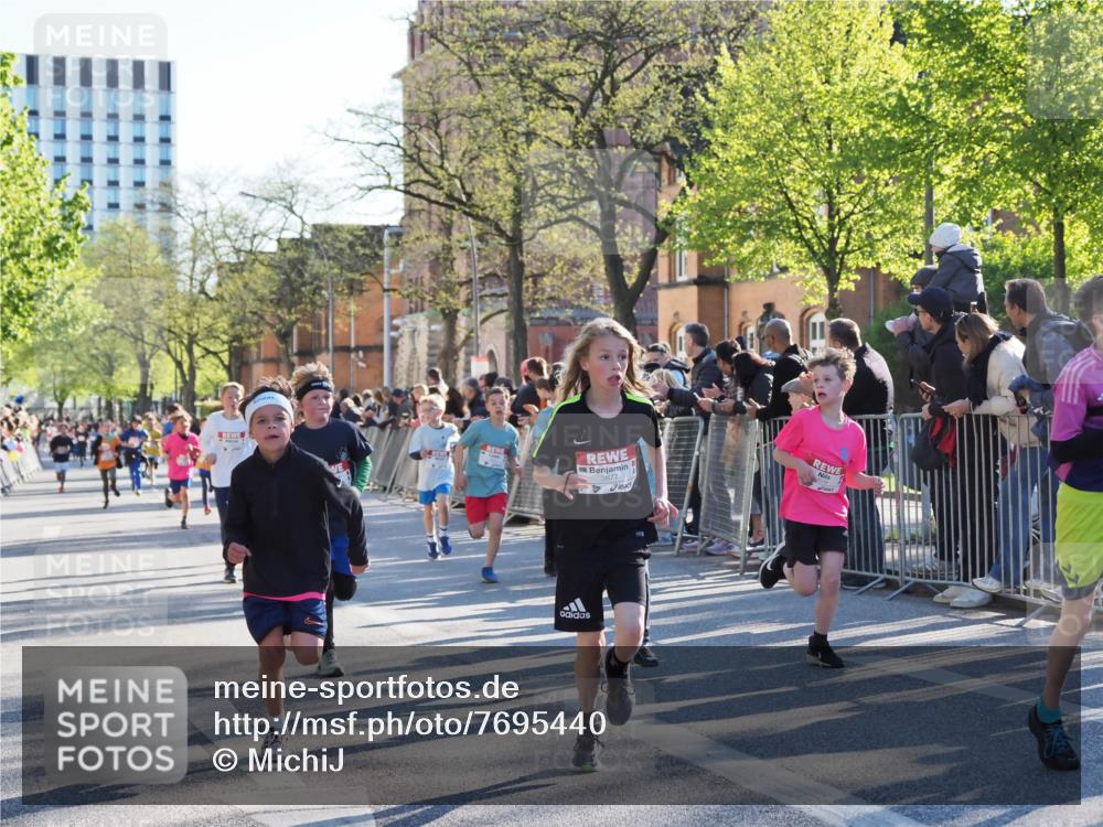 25.04.2025 - Das Zehntel MichiJ http://msf.ph/oto/7695440 26.04.2025 08:49:06 Laufen 3877 meine-sportfotos.de