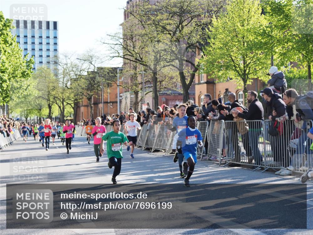 25.04.2025 - Das Zehntel MichiJ http://msf.ph/oto/7696199 26.04.2025 08:49:34 Laufen 4444444 meine-sportfotos.de