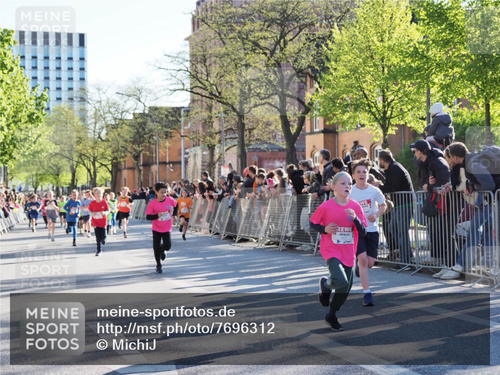 25.04.2025 - Das Zehntel MichiJ http://msf.ph/oto/7696312 26.04.2025 08:49:37 Laufen 3407 meine-sportfotos.de