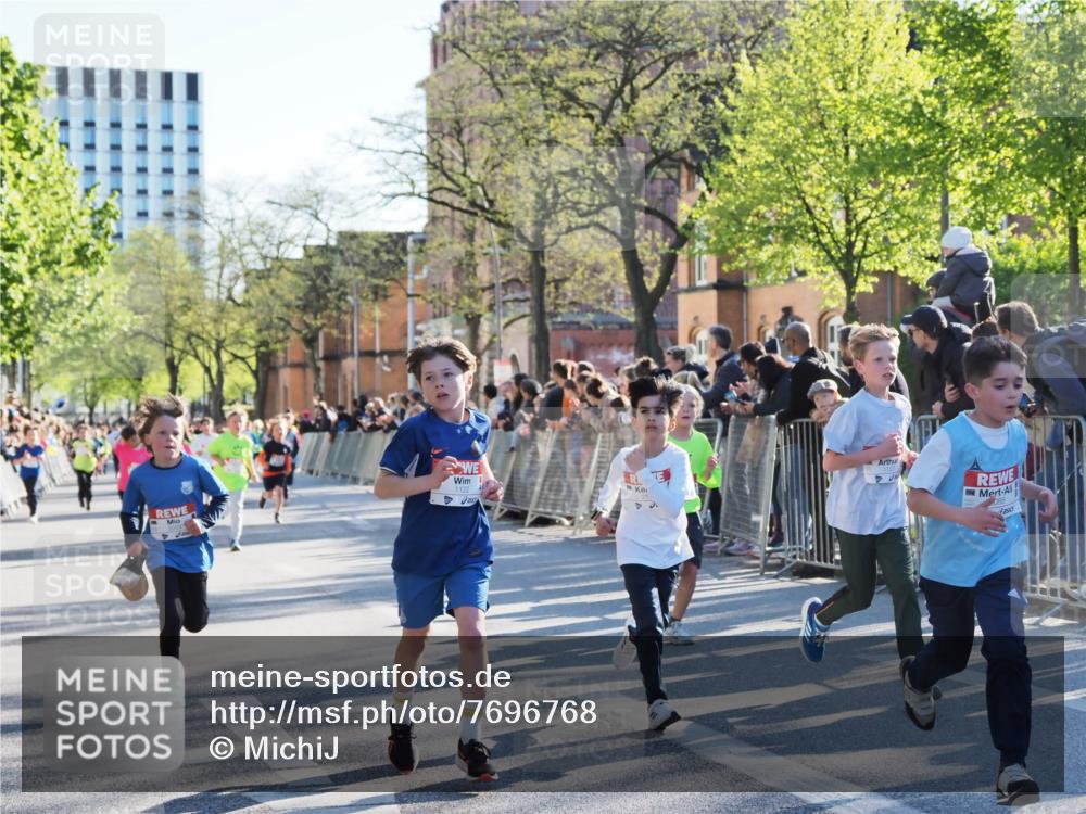 25.04.2025 - Das Zehntel MichiJ http://msf.ph/oto/7696768 26.04.2025 08:49:49 Laufen 1127 meine-sportfotos.de