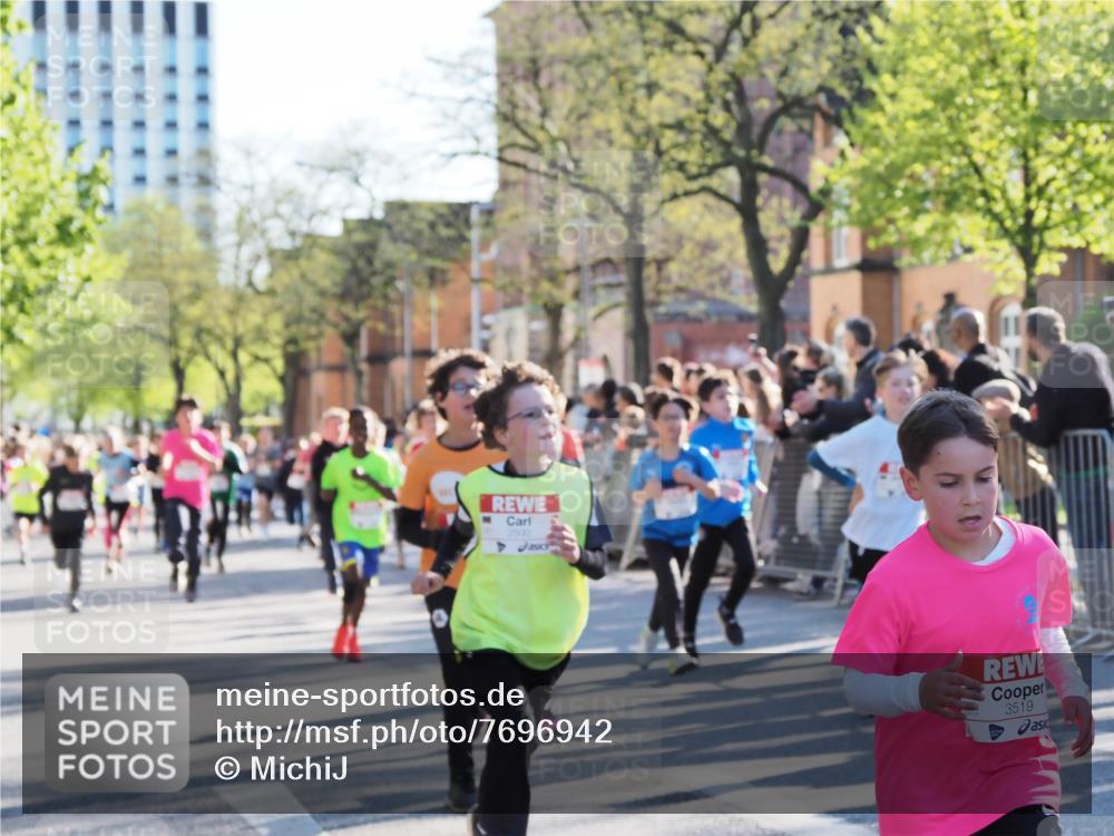 25.04.2025 - Das Zehntel MichiJ http://msf.ph/oto/7696942 26.04.2025 08:50:00 Laufen 2500, 3519 meine-sportfotos.de