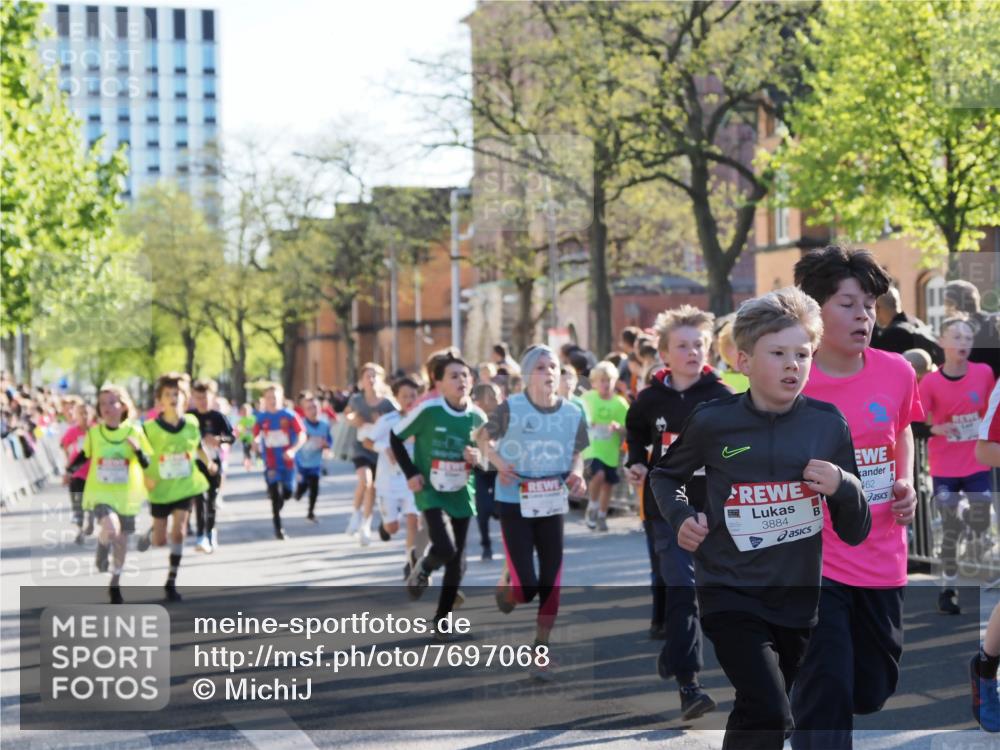 25.04.2025 - Das Zehntel MichiJ http://msf.ph/oto/7697068 26.04.2025 08:50:05 Laufen 3884, 62 meine-sportfotos.de