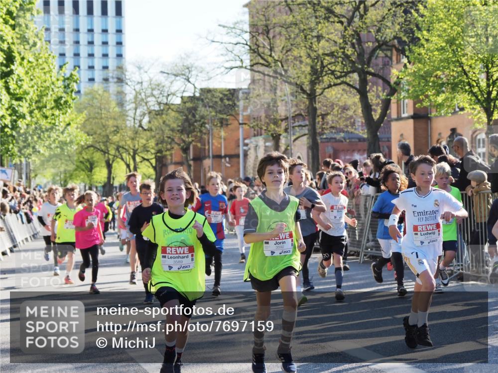 25.04.2025 - Das Zehntel MichiJ http://msf.ph/oto/7697159 26.04.2025 08:50:08 Laufen 3589, 3592, 2471 meine-sportfotos.de