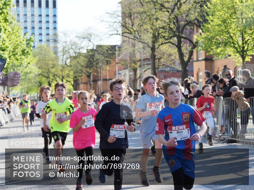 25.04.2025 - Das Zehntel MichiJ http://msf.ph/oto/7697269 26.04.2025 08:50:11 Laufen 3409, 2599, 1568 meine-sportfotos.de
