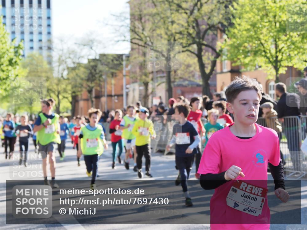 25.04.2025 - Das Zehntel MichiJ http://msf.ph/oto/7697430 26.04.2025 08:50:16 Laufen 3532, 3532 meine-sportfotos.de