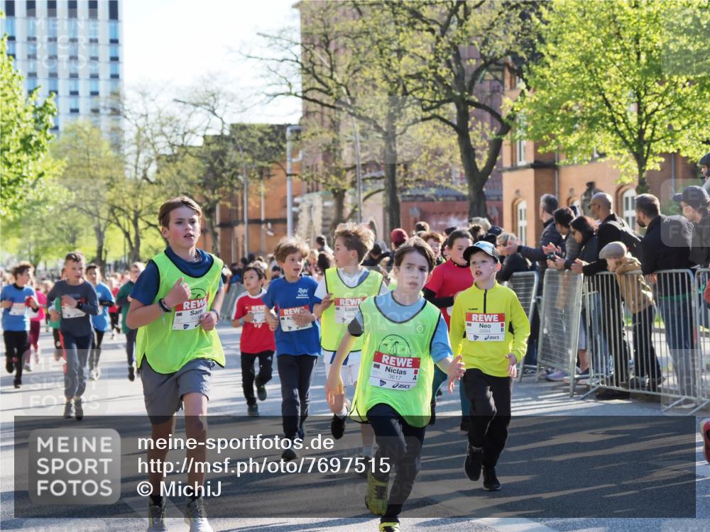 25.04.2025 - Das Zehntel MichiJ http://msf.ph/oto/7697515 26.04.2025 08:50:18 Laufen 359, 3617, 2694 meine-sportfotos.de