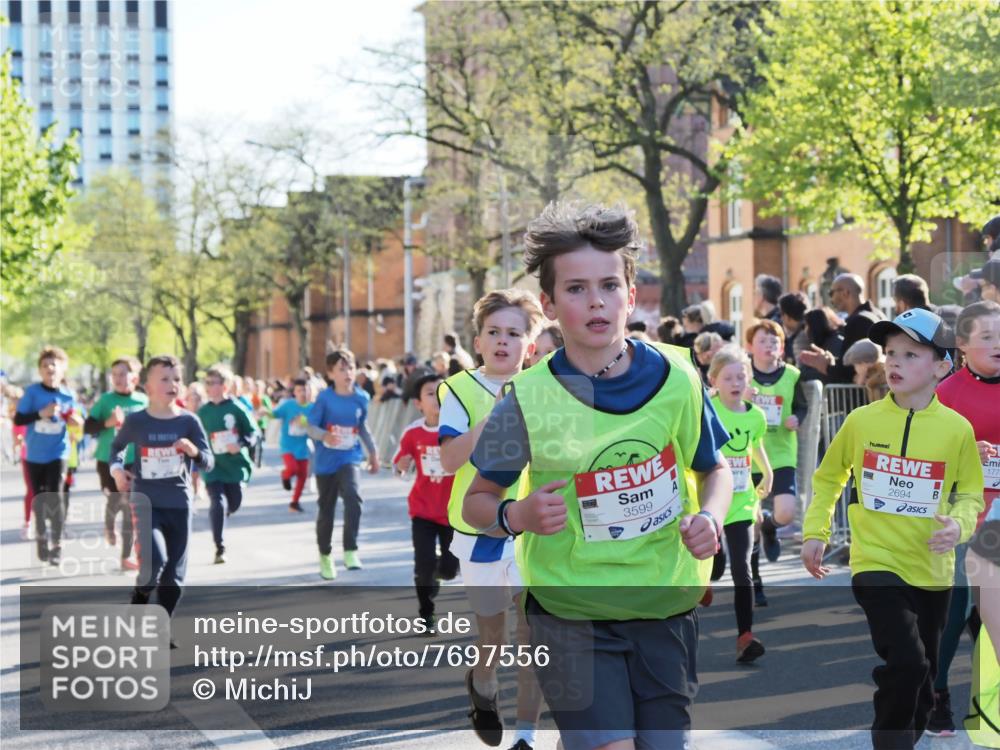 25.04.2025 - Das Zehntel MichiJ http://msf.ph/oto/7697556 26.04.2025 08:50:19 Laufen 3599, 2694, 177 meine-sportfotos.de