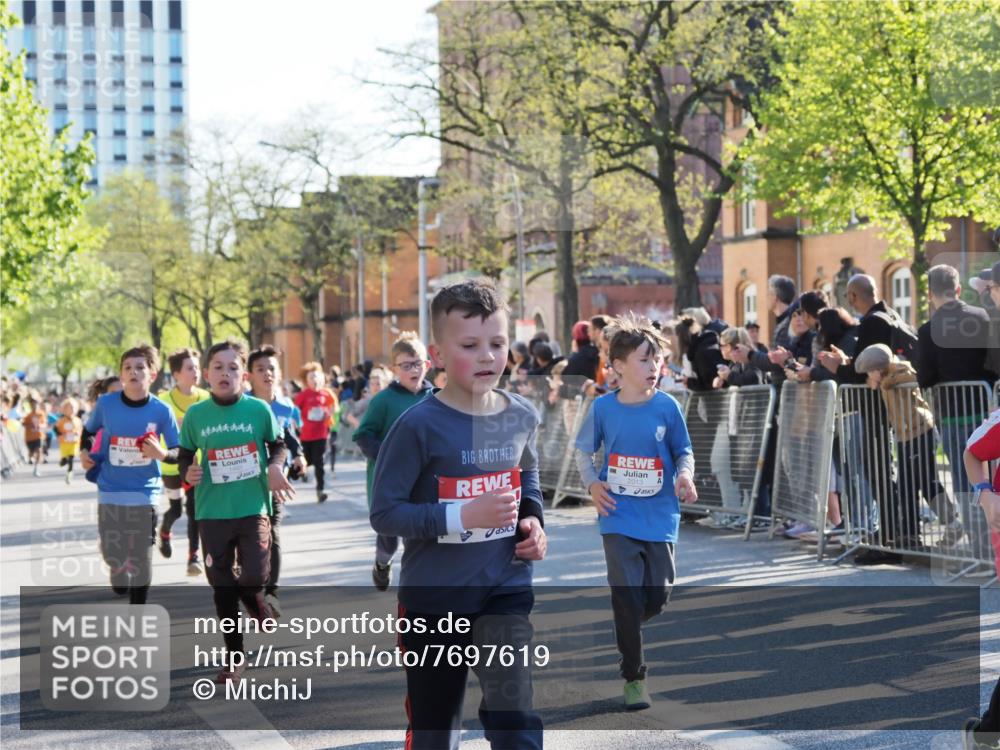 25.04.2025 - Das Zehntel MichiJ http://msf.ph/oto/7697619 26.04.2025 08:50:21 Laufen 44444444 meine-sportfotos.de