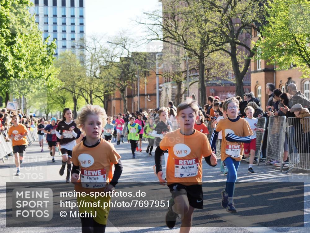 25.04.2025 - Das Zehntel MichiJ http://msf.ph/oto/7697951 26.04.2025 08:50:32 Laufen 3719, 3787, 3722 meine-sportfotos.de