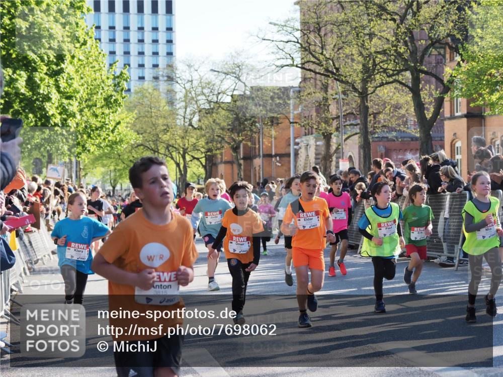 25.04.2025 - Das Zehntel MichiJ http://msf.ph/oto/7698062 26.04.2025 08:50:37 Laufen 3815, 3751 meine-sportfotos.de