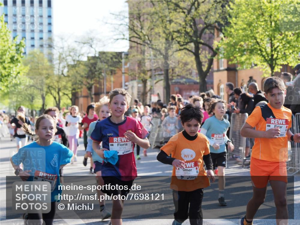 25.04.2025 - Das Zehntel MichiJ http://msf.ph/oto/7698121 26.04.2025 08:50:39 Laufen 2092, 3725, 3751 meine-sportfotos.de