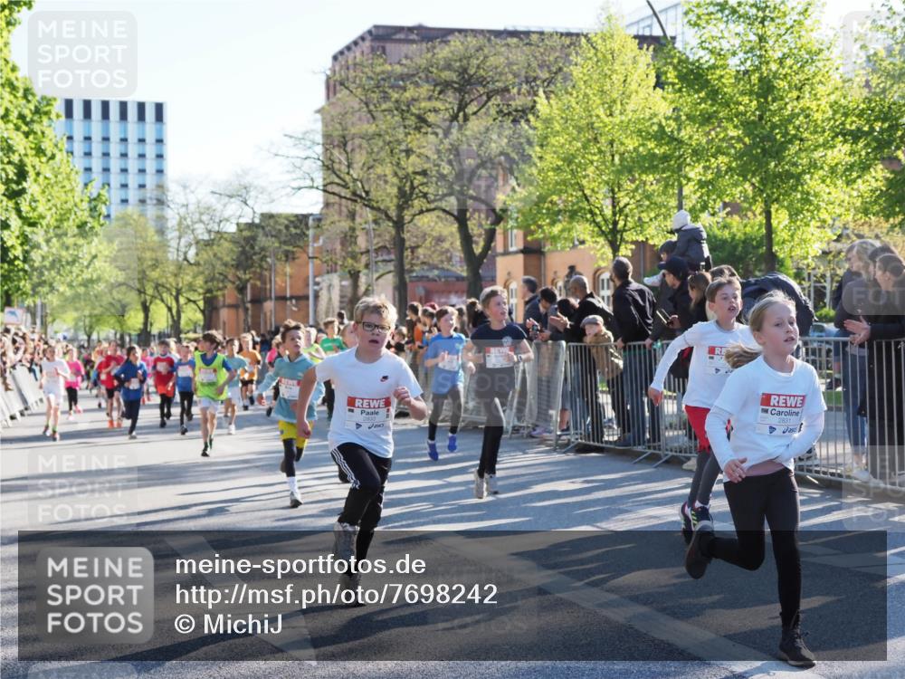 25.04.2025 - Das Zehntel MichiJ http://msf.ph/oto/7698242 26.04.2025 08:50:47 Laufen 2833, 2831 meine-sportfotos.de