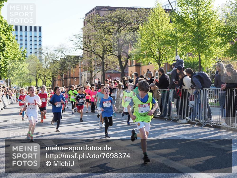 25.04.2025 - Das Zehntel MichiJ http://msf.ph/oto/7698374 26.04.2025 08:50:51 Laufen 3578 meine-sportfotos.de