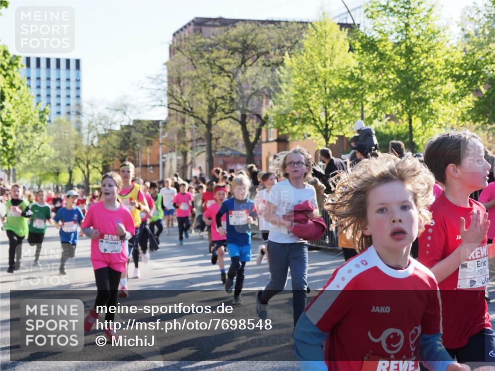 25.04.2025 - Das Zehntel MichiJ http://msf.ph/oto/7698548 26.04.2025 08:50:56 Laufen 1937 meine-sportfotos.de