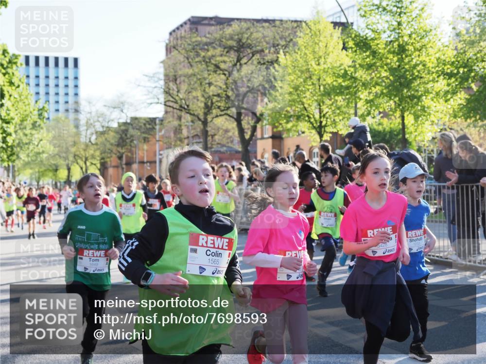 25.04.2025 - Das Zehntel MichiJ http://msf.ph/oto/7698593 26.04.2025 08:50:59 Laufen 1649, 1565, 3428, 1233 meine-sportfotos.de