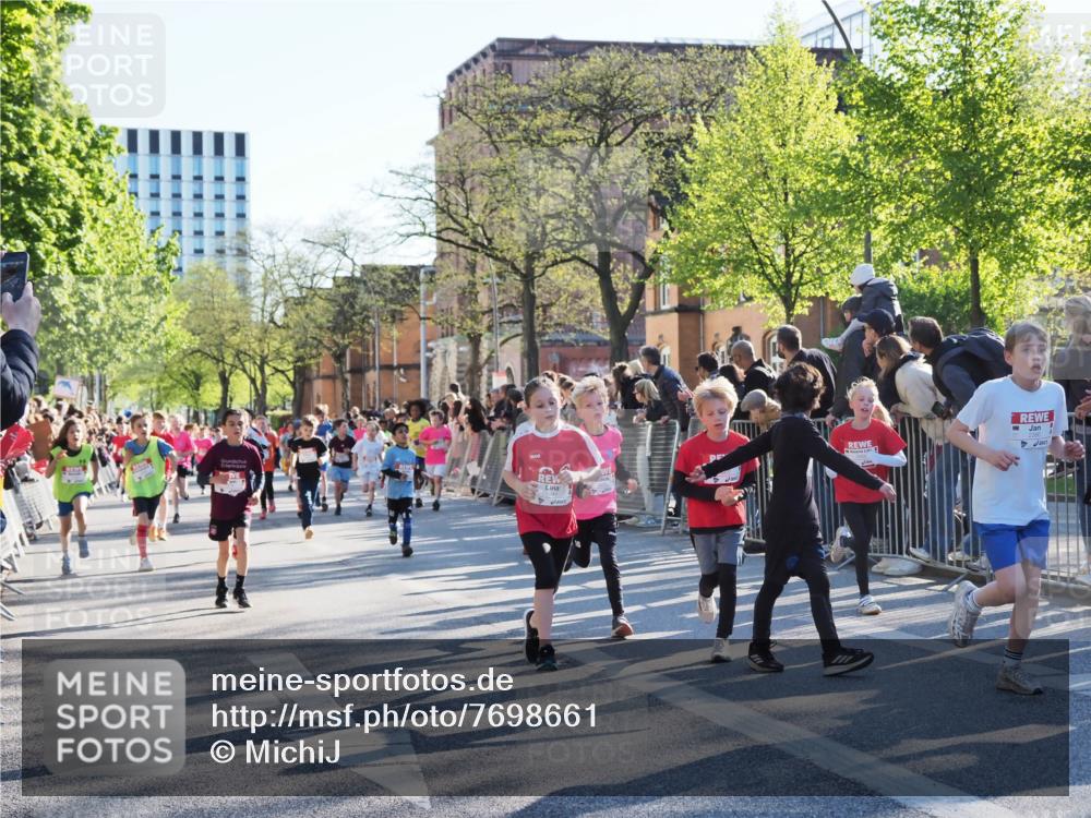25.04.2025 - Das Zehntel MichiJ http://msf.ph/oto/7698661 26.04.2025 08:51:03 Laufen 1941 meine-sportfotos.de