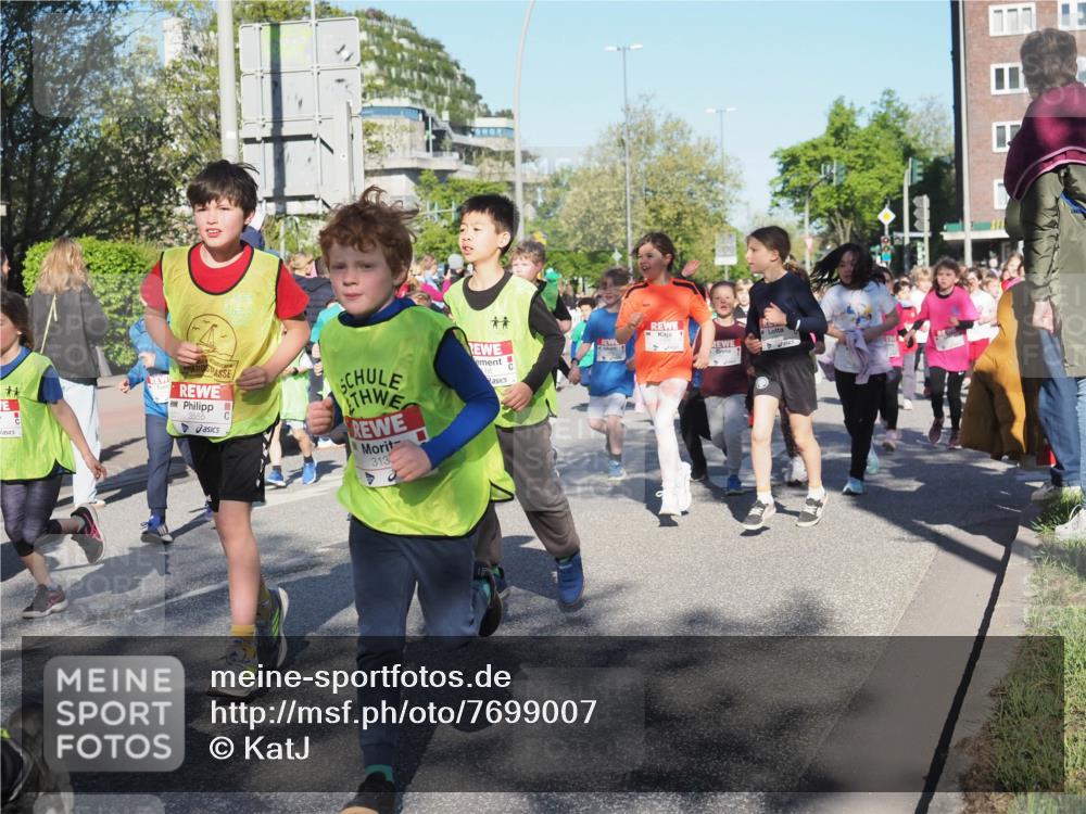 25.04.2025 - Das Zehntel KatJ http://msf.ph/oto/7699007 26.04.2025 08:38:24 Laufen 3555, 313 meine-sportfotos.de